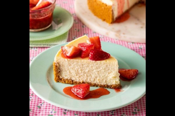 Make Your Dessert Table Shine with These Stunning Cheesecake Recipes